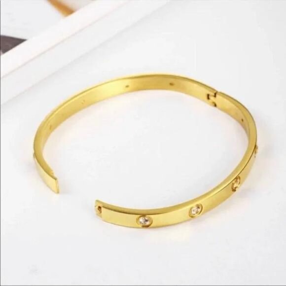 NEW GOLD ROUND DIAMOND BANGLE BRACELET, NICE BRACELET, CUTE BRACELET - Picture 3 of 3